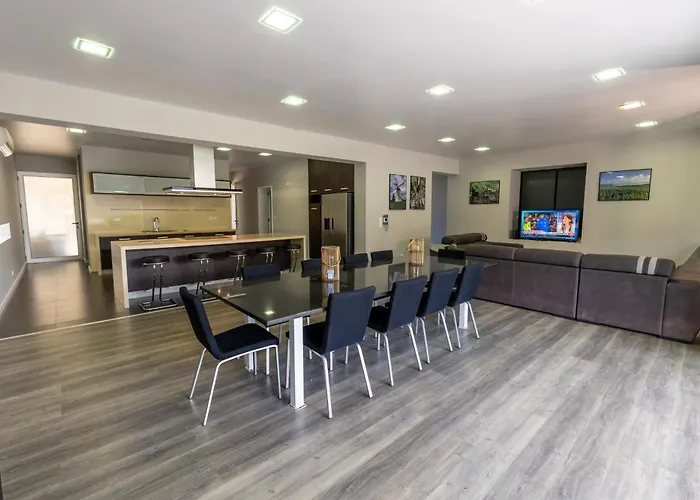 Luxury In Ribeira Grande